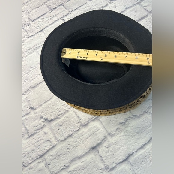 Phase 3 Stylish Black Fedora Hat. Wool. - Picture 10 of 12